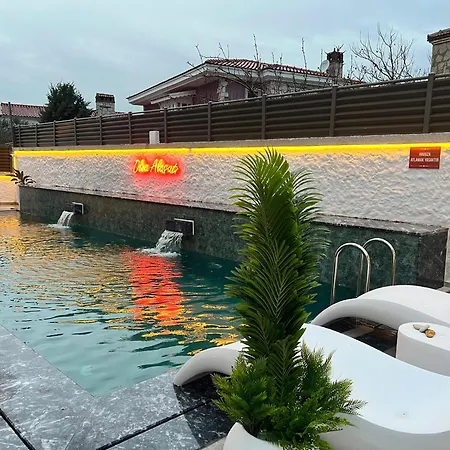 Olea Alacati Tas Konak 2+1 A2 Incir Villa